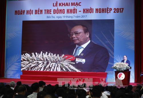  Thủ tướng Nguyễn Xuân Phúc: Phấn đấu làm nên một 'Đồng Khởi kinh tế thời bình' ảnh 1